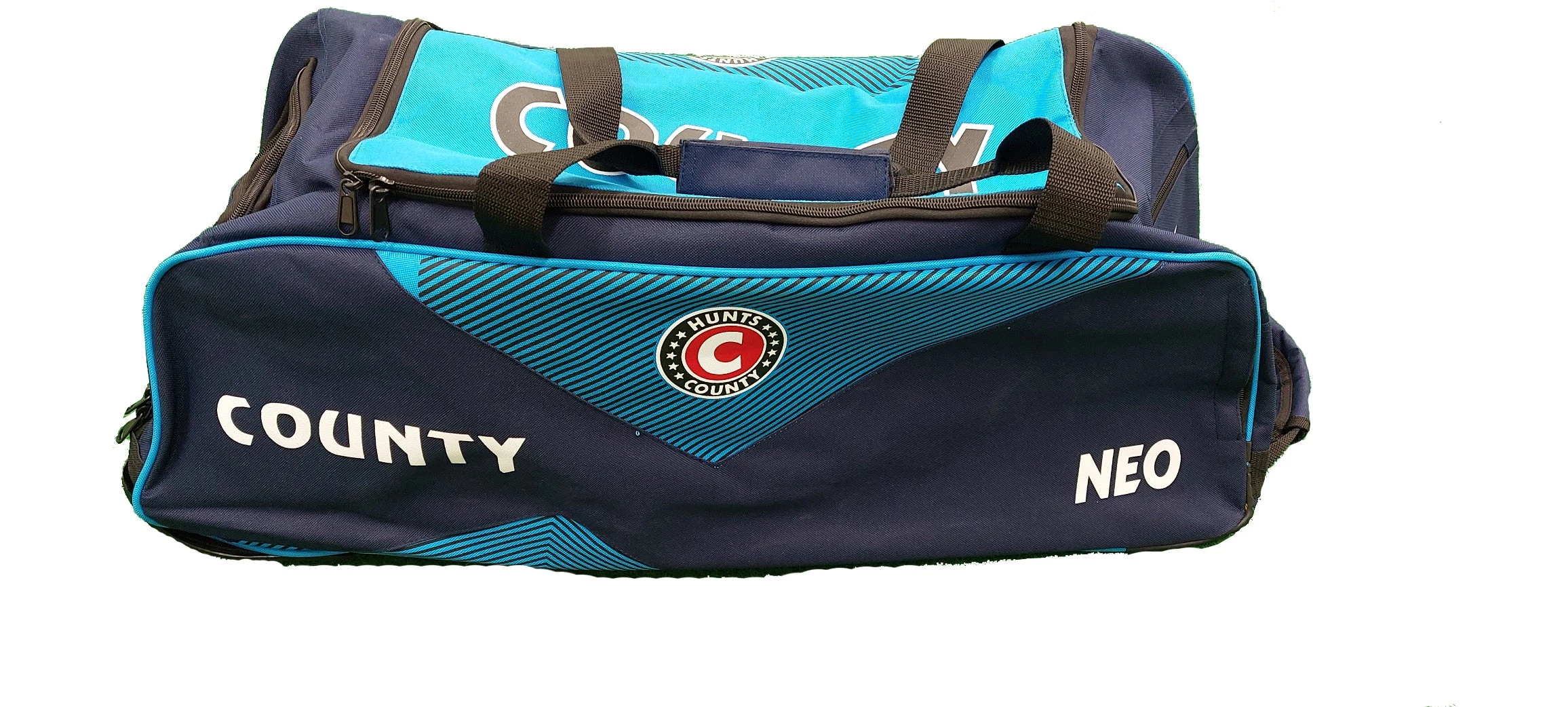 Hunts County Neo Wheelie Cricket Bag 4 Hunts County Neo Wheelie Cricket Bag - Image 4