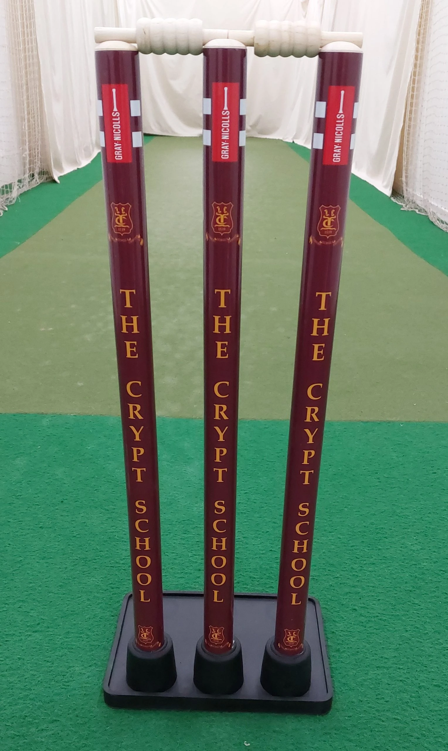 GRAY-NICOLLS Custom Printed Match Cricket Stumps With Heavy Rubber Base 4 GRAY-NICOLLS Custom Printed Match Cricket Stumps With Heavy Rubber Base - Image 4