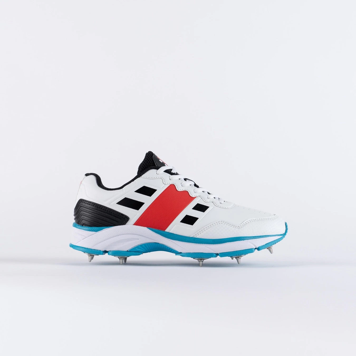 GRAY-NICOLLS Gray Nicolls Velocity 3.5 Cricket Spike - Junior 2 GRAY-NICOLLS Gray Nicolls Velocity 3.5 Cricket Spike - Junior - Image 2