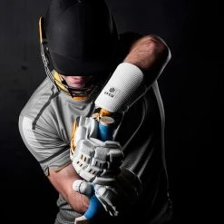 Aero ESCU Wrist Guard 11 Aero ESCU Wrist Guard -GRAY-NICOLLS Shop Escu 8 copy 720x 30027be5 0f3f 4491 91e8 20e52269f4be