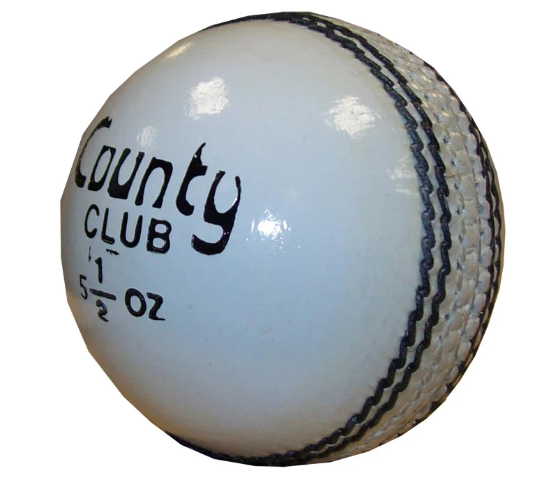 Hunts County Club Cricket Ball 5 Hunts County Club Cricket Ball - Image 5