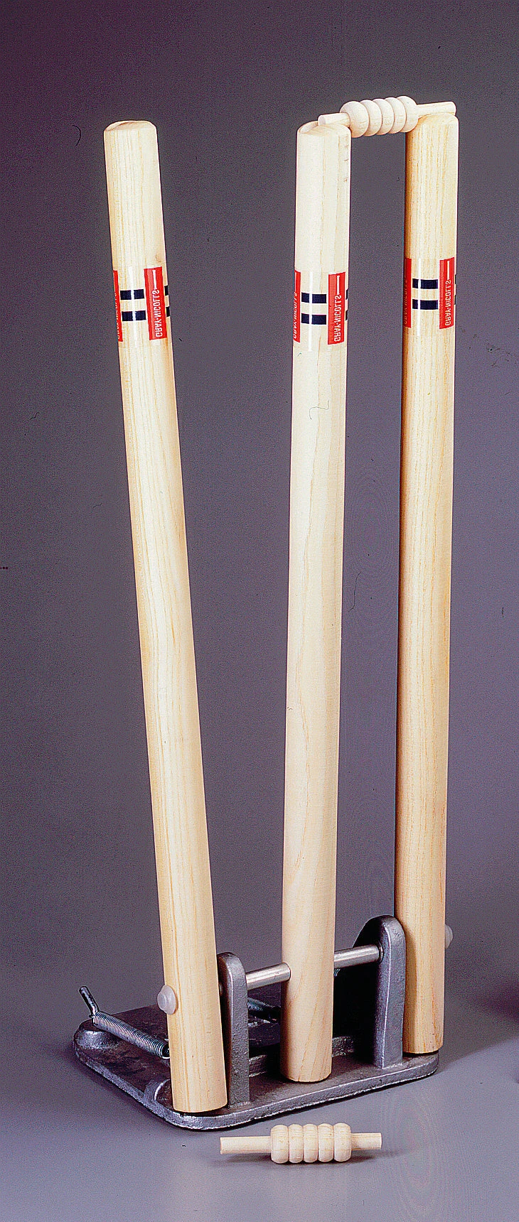 GRAY-NICOLLS Gray Nicolls Senior Spring Return Stumps 1 GRAY-NICOLLS Gray Nicolls Senior Spring Return Stumps